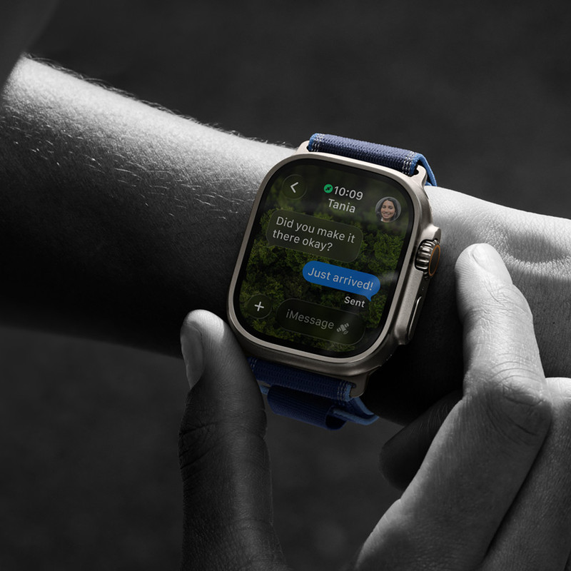 ساعت هوشمند 49 میلی متری اپل مدل Ultra 3 Natural Titanium Case با بند Alpine Loop